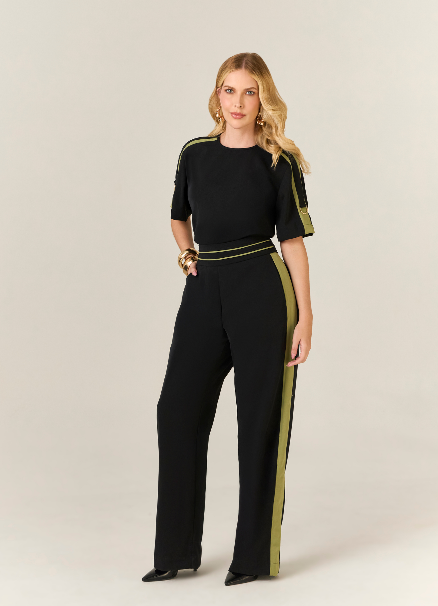 CONJUNTO SARA