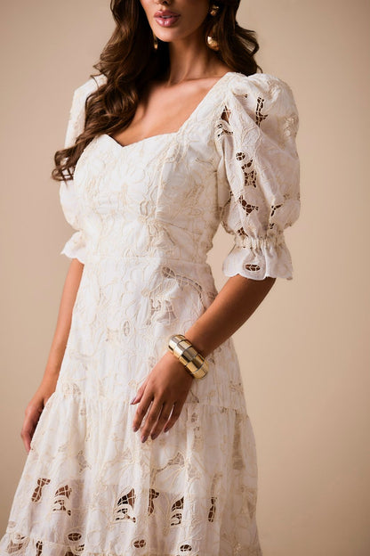 VESTIDO MIDI TEC. BORDADO.